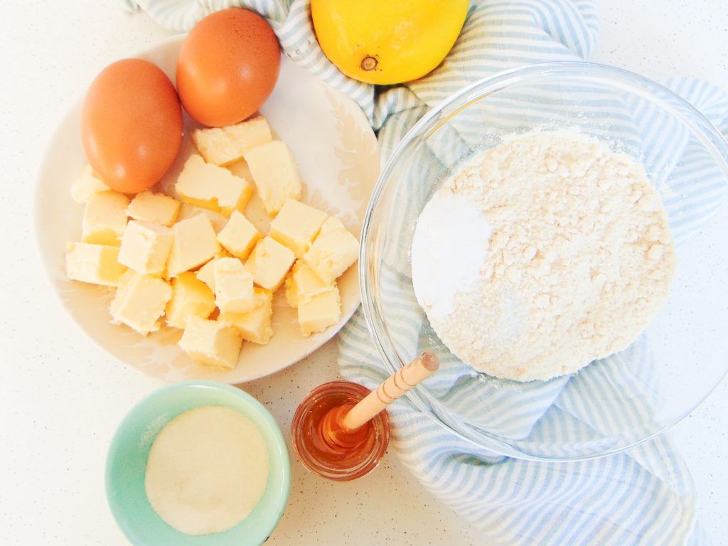 Coconut flour pie crust ingredients: coconut flour, butter, eggs, honey, gelatin powder