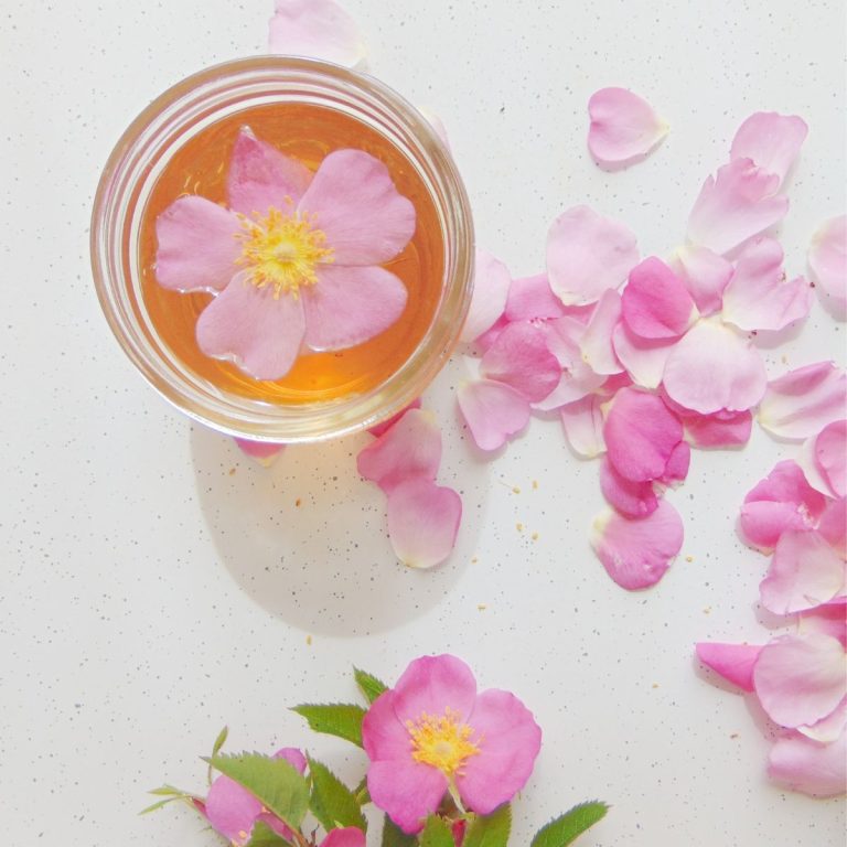 DIY Rose Water Recipe