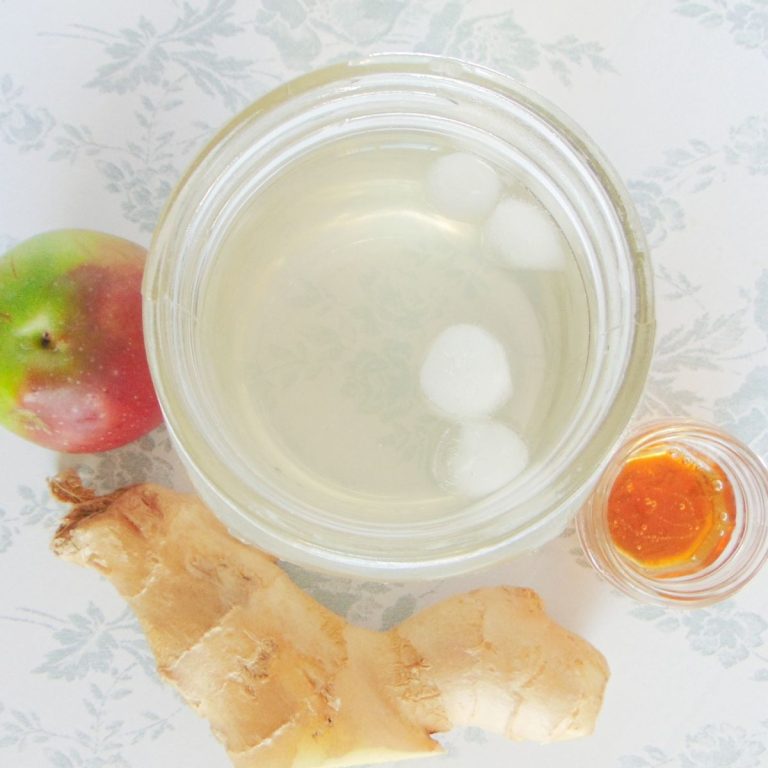 Tonic and Soothing Drink with Ginger Honey and Apple Cider Vinegar